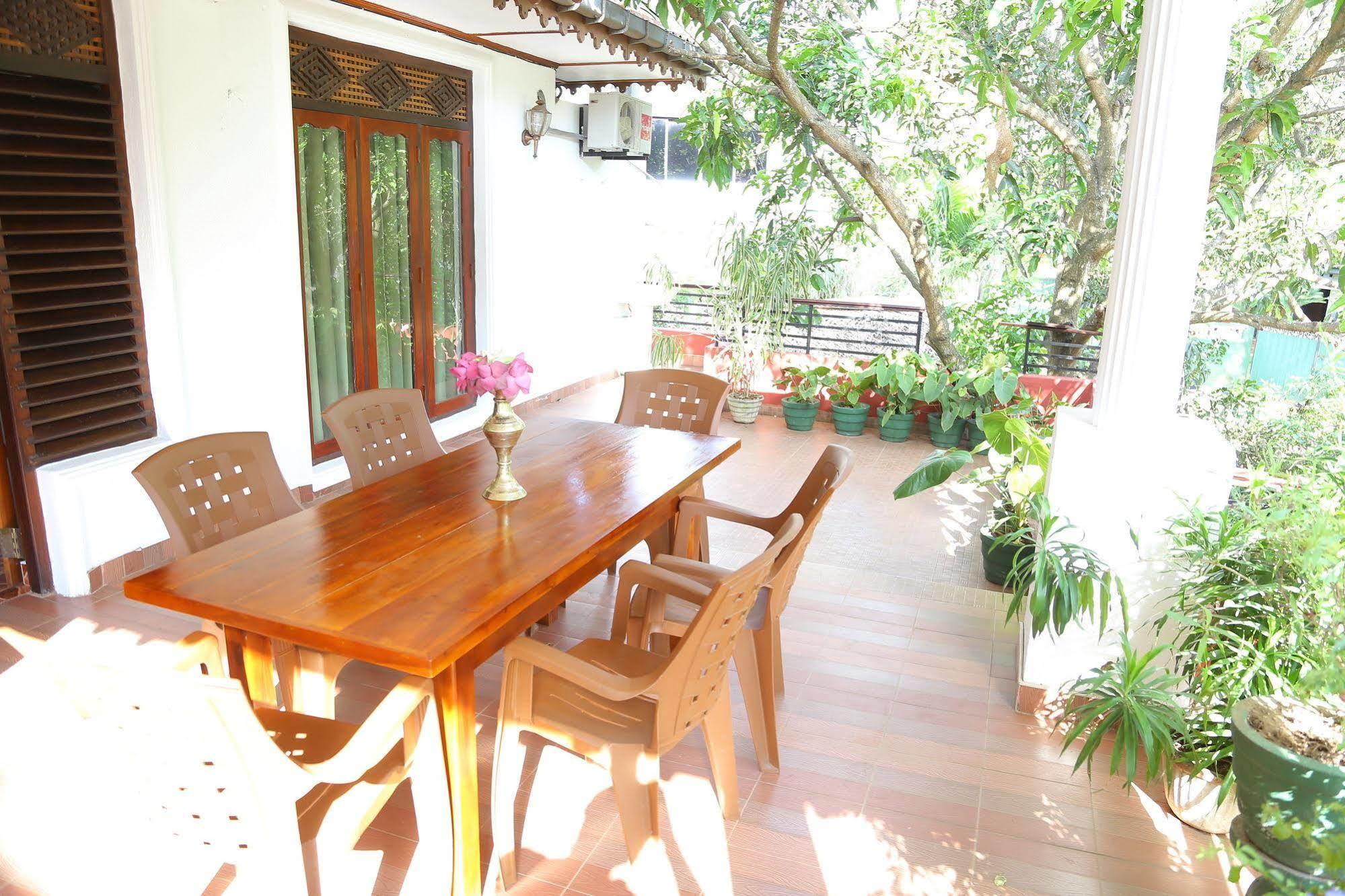 Thilaka City Hotel Anuradhapura Exterior foto